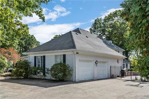 70 Cedar Bay Dr, Warwick, RI 02888 photo 10