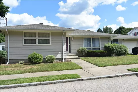 163 Chatham St, Providence, RI 02904