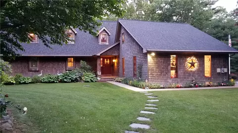 154 Purgatory Rd, Exeter, RI 02822