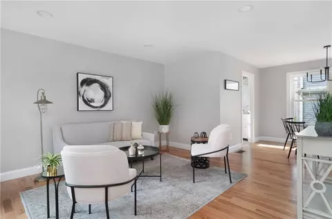 51 Harold St, Warwick, RI 02888 photo 9