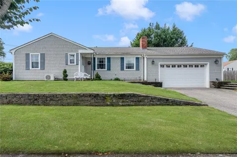 16 Fairbanks Ave, East Providence, RI 02914