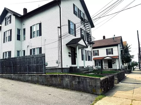 99 Central Ave, Pawtucket, RI 02860