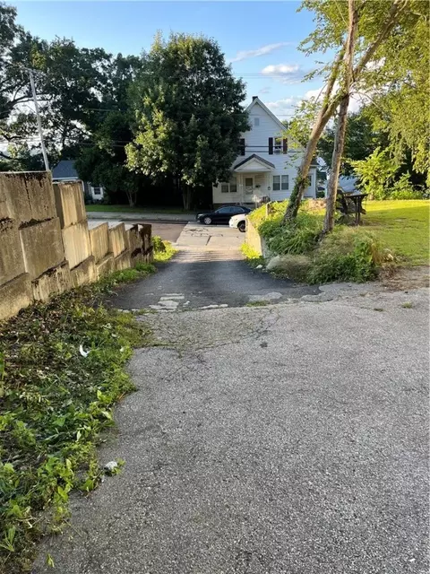 663 Bernon St, Woonsocket, RI 02895 photo 48