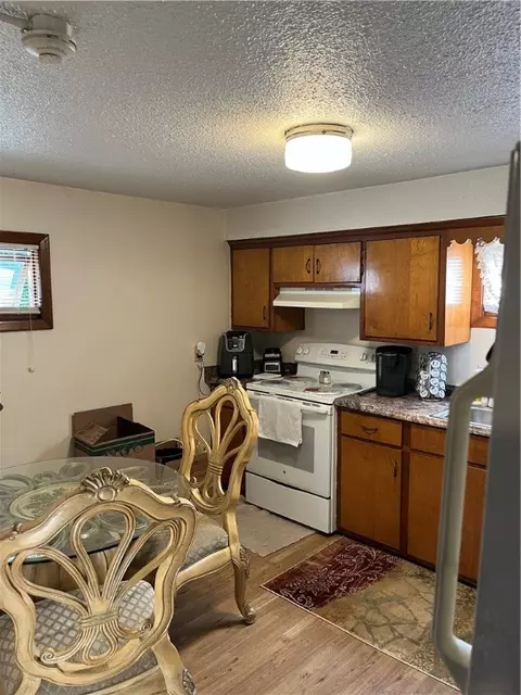 663 Bernon St, Woonsocket, RI 02895 photo 38
