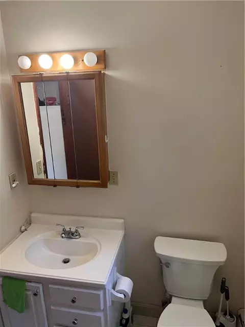 663 Bernon St, Woonsocket, RI 02895 photo 39