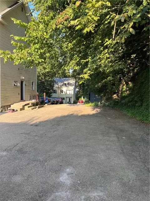 663 Bernon St, Woonsocket, RI 02895 photo 49
