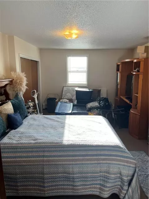 663 Bernon St, Woonsocket, RI 02895 photo 31
