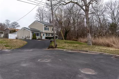 Other - 5 Canfield Ct, Warwick, RI 02889 photo 1 of 9