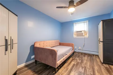 Bedroom - 5 Canfield Ct, Warwick, RI 02889 photo 3 of 7