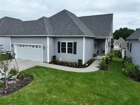 11 Enzo Dr, Coventry, RI 02816
