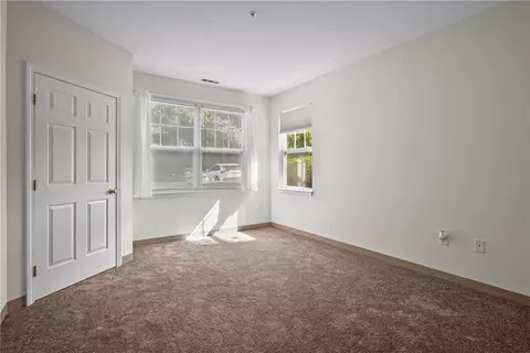 Bedroom - 114 Mill St #101, Woonsocket, RI 02895 photo 1 of 3