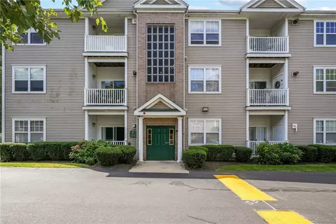 114 Mill St #101, Woonsocket, RI 02895
