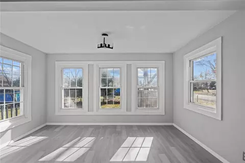 Living - 104 Morse Ave, Warwick, RI 02886 photo 1 of 8