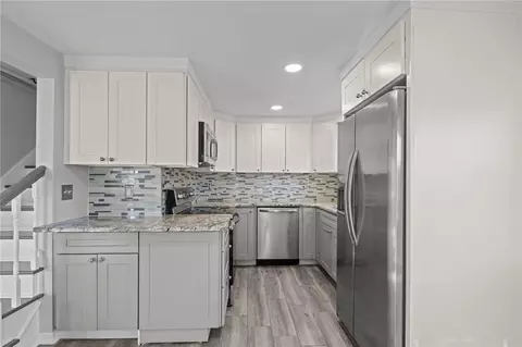 Kitchen - 104 Morse Ave, Warwick, RI 02886 photo 2 of 4