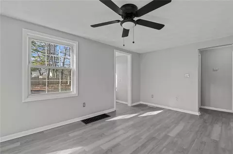 Living - 104 Morse Ave, Warwick, RI 02886 photo 8 of 8