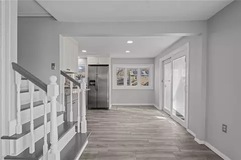 Entry Way - 104 Morse Ave, Warwick, RI 02886 photo 4 of 4