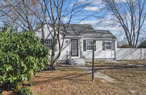 Exterior - 104 Morse Ave, Warwick, RI 02886 photo 7 of 12