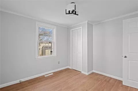 Bedroom - 104 Morse Ave, Warwick, RI 02886 photo 5 of 6