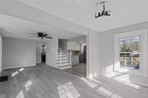 Living - 104 Morse Ave, Warwick, RI 02886 photo 7 of 8