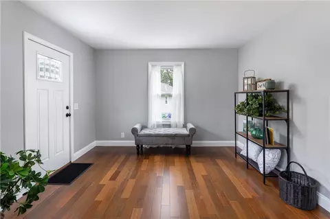Entry Way - 207 Oak Tree Ave, Warwick, RI 02886 photo 1 of 1