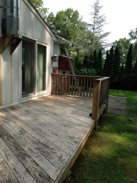 35 Rowe Dr, Cranston, RI 02921 photo 9