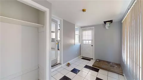 Entry Way - 165 Heath Ave, Warwick, RI 02888 photo 2 of 2