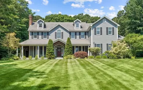 5 Corr Way, East Greenwich, RI 02818