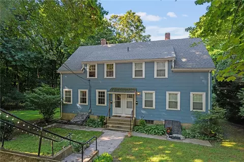 71 Mount Pleasant View Ave, Cumberland, RI 02864