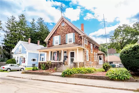 88 Coe St, Woonsocket, RI 02895