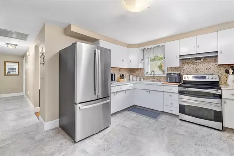 Kitchen - 65 Central Ave, Warren, RI 02885 photo 2 of 5