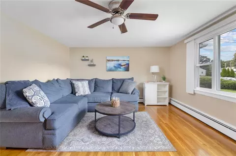 Living - 65 Central Ave, Warren, RI 02885 photo 2 of 4