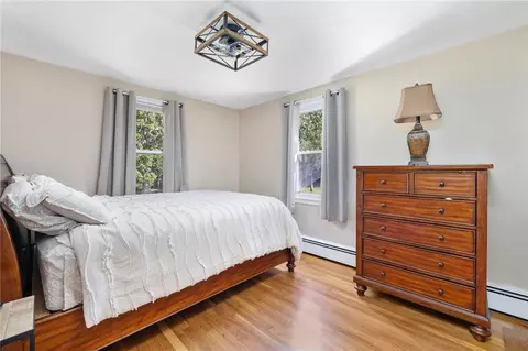 Bedroom - 65 Central Ave, Warren, RI 02885 photo 1 of 3