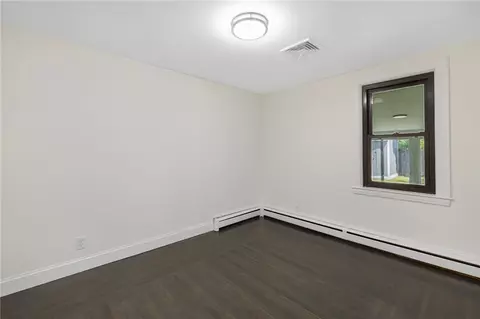 32 Oak Tree Ave, Warwick, RI 02886 photo 18