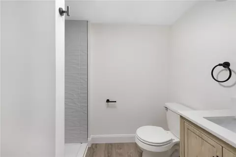 32 Oak Tree Ave, Warwick, RI 02886 photo 23