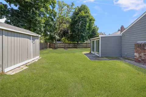 32 Oak Tree Ave, Warwick, RI 02886 photo 34