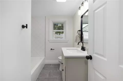 32 Oak Tree Ave, Warwick, RI 02886 photo 20