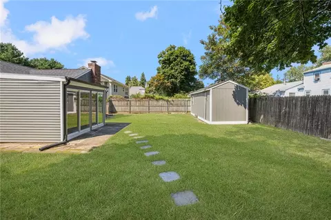 32 Oak Tree Ave, Warwick, RI 02886 photo 37