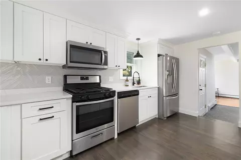 32 Oak Tree Ave, Warwick, RI 02886 photo 15