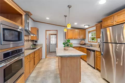 Kitchen - 29 Oak Ter, Mapleville, RI 02839 photo 2 of 4