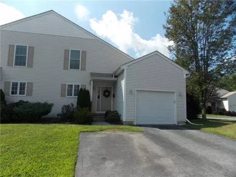 2 Lantagne Ave #3C, North Providence, RI 02911