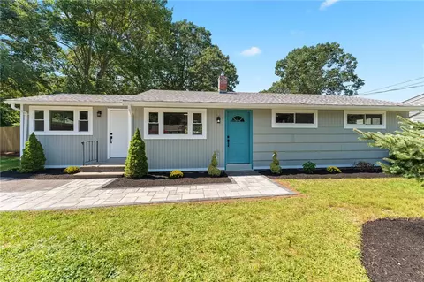 6 Keeley Ave, Warwick, RI 02886