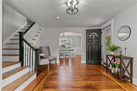 19 Gordon Ave, Warwick, RI 02889 photo 8