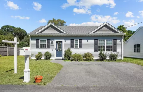 Exterior - 21 Otis St, Warwick, RI 02889 photo 2 of 4