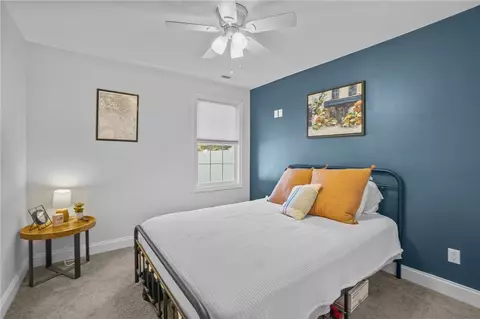 Bedroom - 21 Otis St, Warwick, RI 02889 photo 3 of 4