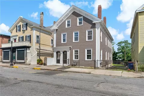 1538 Purchase St, New Bedford, MA 02740