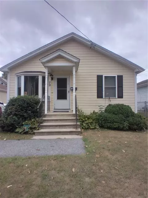 79 Brush Hill Rd, Providence, RI 02909