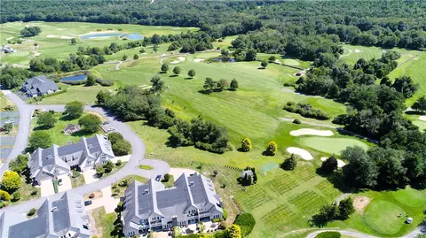 4 Spy Glass Cir #B, Hopkinton, RI 02832