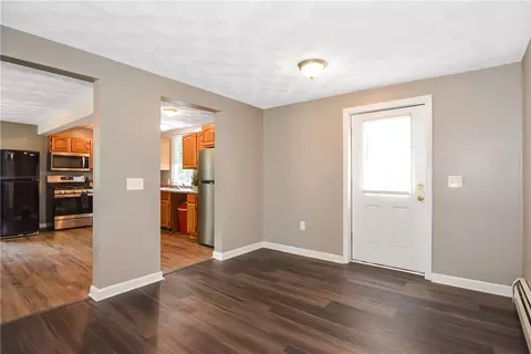 394 Arnold Rd, Coventry, RI 02816 photo 6