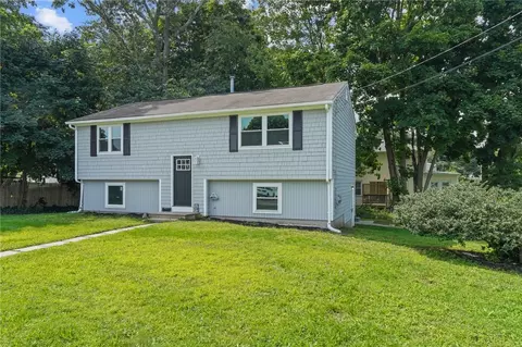 Exterior - 7 Curry Pl, Warwick, RI 02889 photo 5 of 5