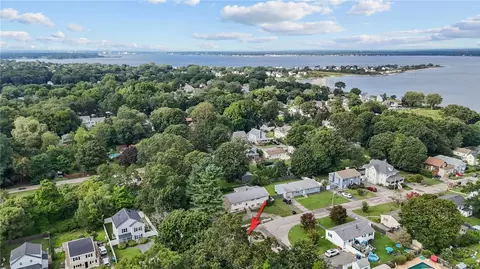 View/Area - 7 Curry Pl, Warwick, RI 02889 photo 4 of 5
